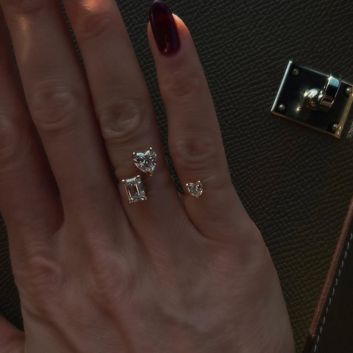 Float ring heart